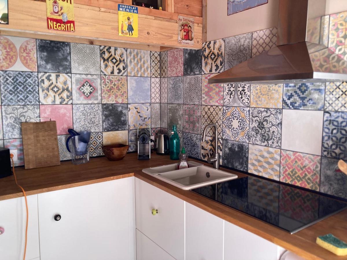 LA CABANE Charmante petite maison 2 chambres à 2,5km plage Saint-Georges-d'Oleron Extérieur photo