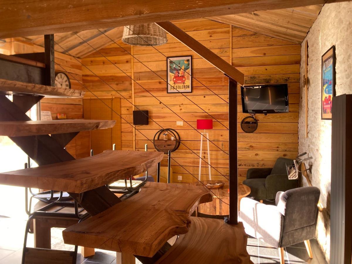 LA CABANE Charmante petite maison 2 chambres à 2,5km plage Saint-Georges-d'Oleron Extérieur photo