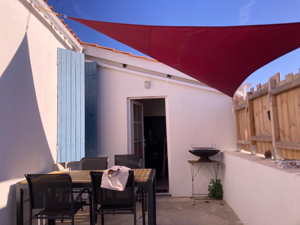 LA CABANE Charmante petite maison 2 chambres à 2,5km plage Saint-Georges-d'Oleron Extérieur photo